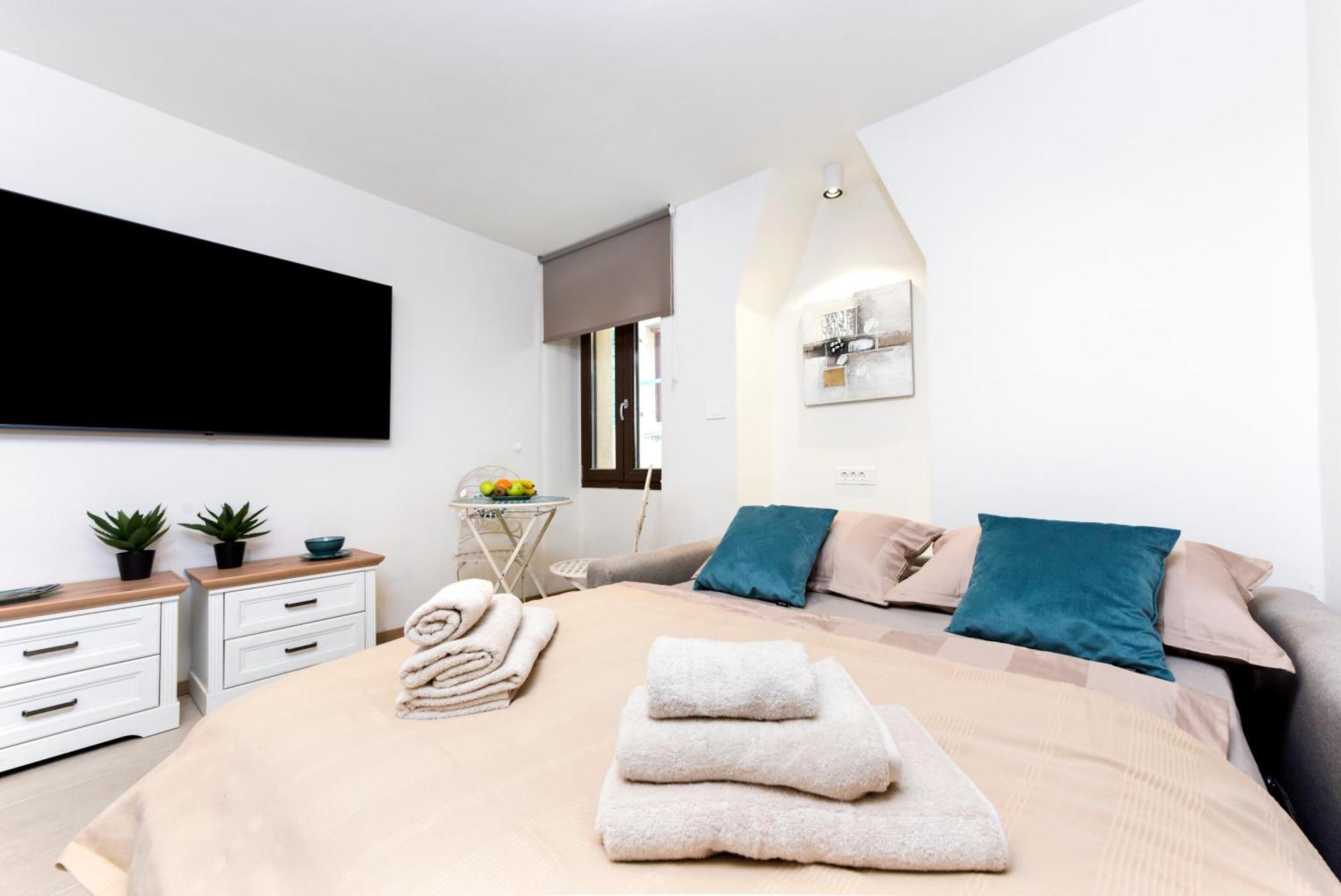 Mel Apartment